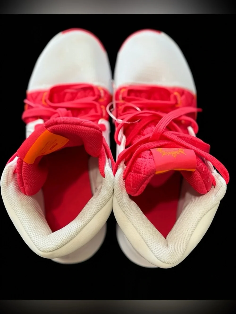 Nike LeBron Witness 8 Dunkin Donuts White Aster Pink Men's Size 9 NWT